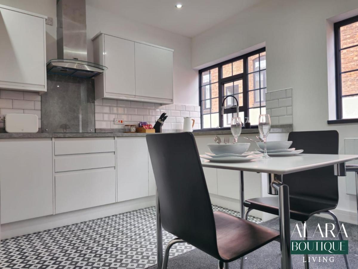 Appartement 3 Floor Townhouse Luxury Living Alara Boutique à Birmingham Extérieur photo
