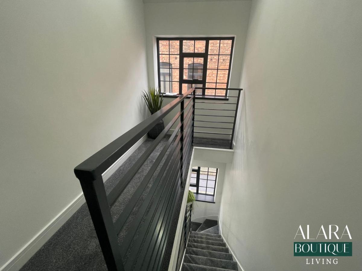 Appartement 3 Floor Townhouse Luxury Living Alara Boutique à Birmingham Extérieur photo